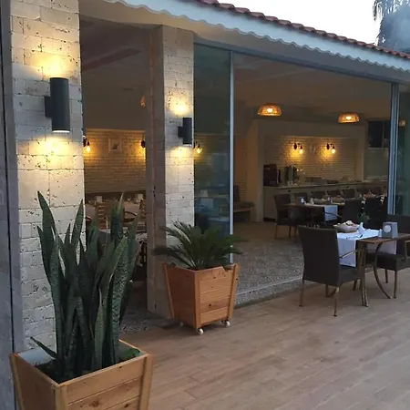 Bronze Bed & Breakfast Öludeniz