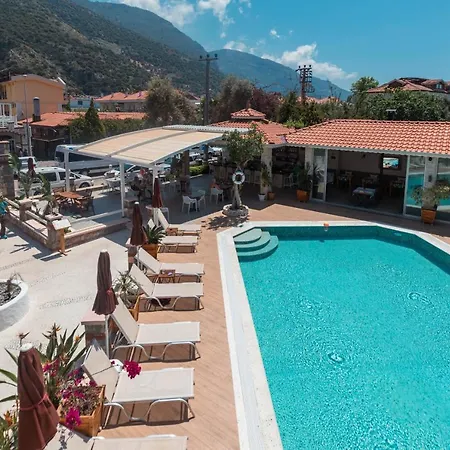 Bronze לינה וארוחת בוקר 3*