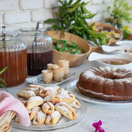 לינה וארוחת בוקר Bronze 3*