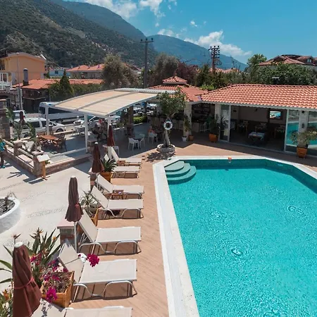 Bronze Bed & Breakfast 3*