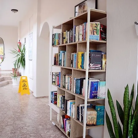 Bronze Bed & Breakfast Oludeniz